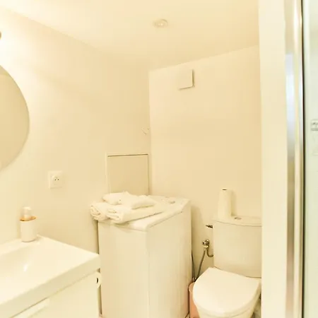 Vivien Durand - Boutique Au Coeur De Apartmán 3*
