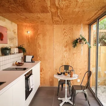 Vivien Durand - Boutique Au Coeur De 3*